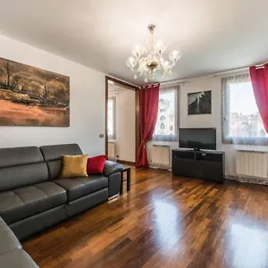  Apartment Rialto With Canal Grande View Italy